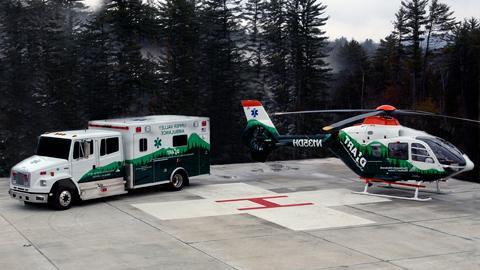 直升机及救护车在直升机停机坪